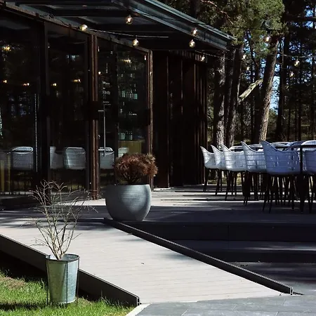 Apartament Albatross Getaway By The Sea, And Forest With A Terrace