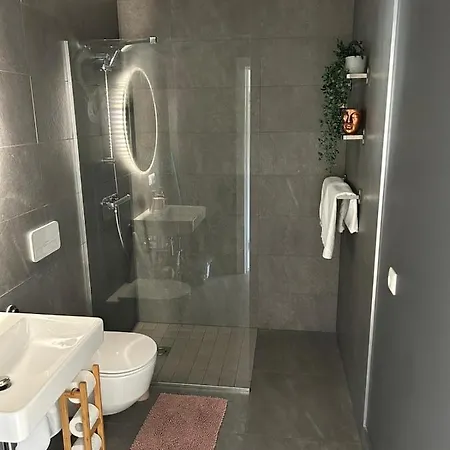 Apartament Albatross Getaway By The Sea, And Forest With A Terrace *